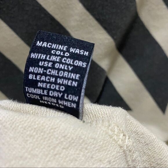 Carbon Distressed Tee Shirt - Picture 6 of 8